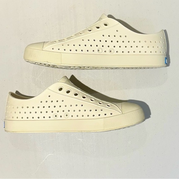 Native X Disney Grogu Yoda Shoes for Adults Star Wars The Mandalorian W10 M8 - Picture 3 of 9